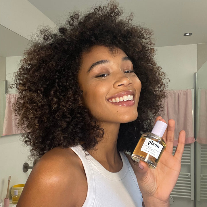How to Make Your Hair Smell Good Naturally