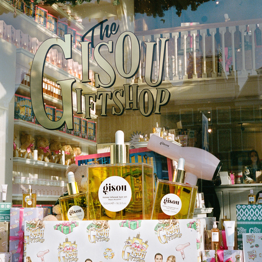 Gisou’s Holiday Pop-up Store: The Gisou Gift Shop